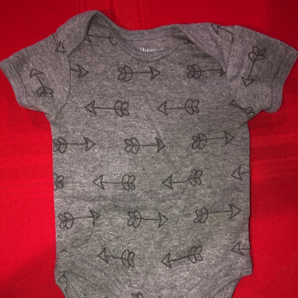 Dark Grey Arrow Pointing
